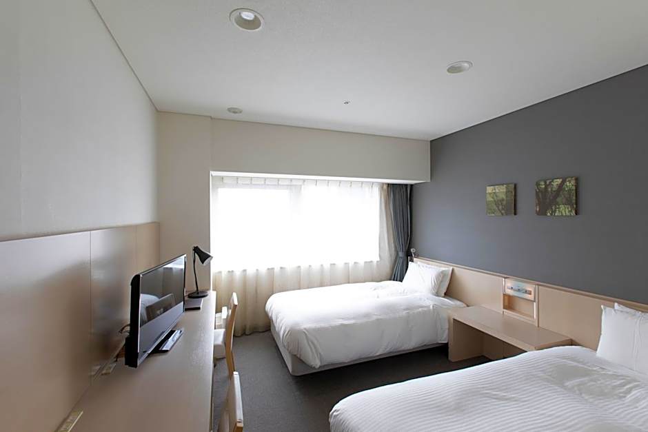 Photo 1 of 15 of 2 Beds, Nonsmoking
