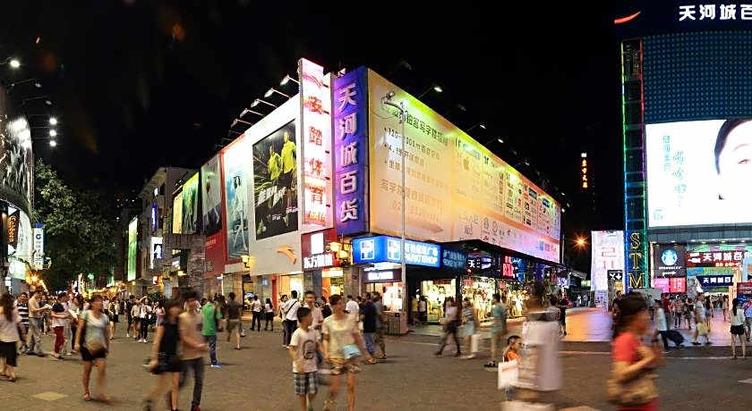 South & North International Apartment (Kam Rueng Plaza)-Free shuttle bus/Snack during Canton Fair