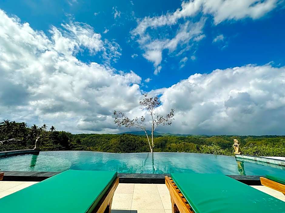 Green Coco Suite