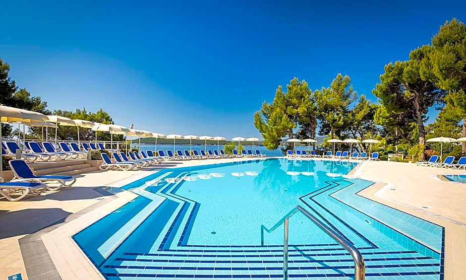 Aminess Grand Azur Hotel