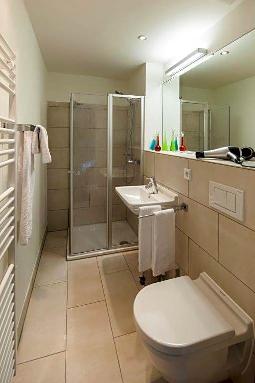 Pandion Boardinghouse