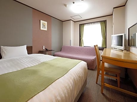 Standard Double Room with Small Double Bed - Non-Smoking