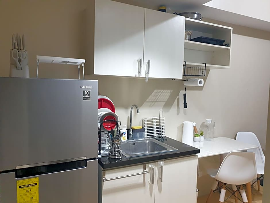 CunduNiAia Sunvida Tower Condominium Unit Across SM Cebu