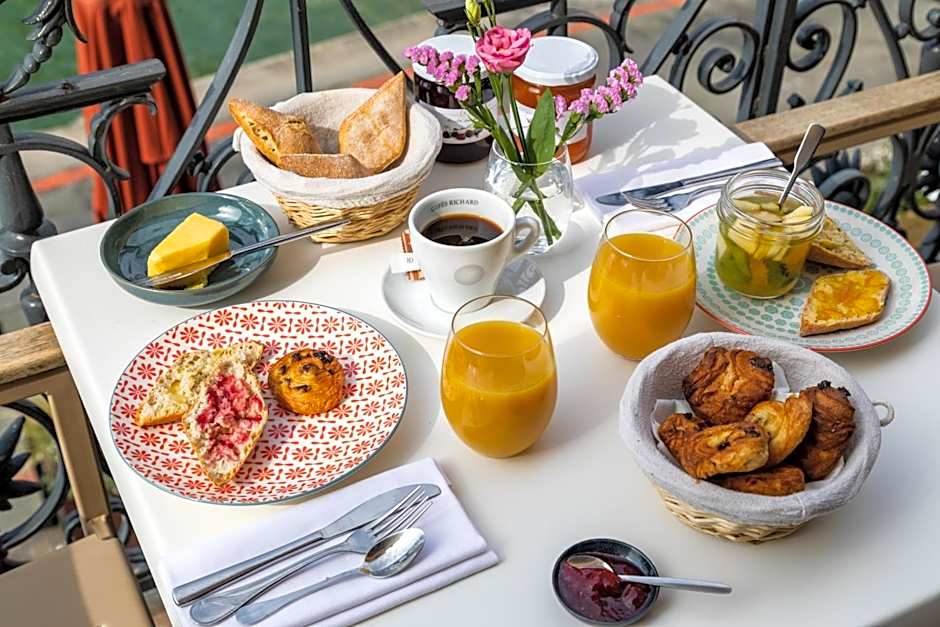 Hôtel De La Vallée