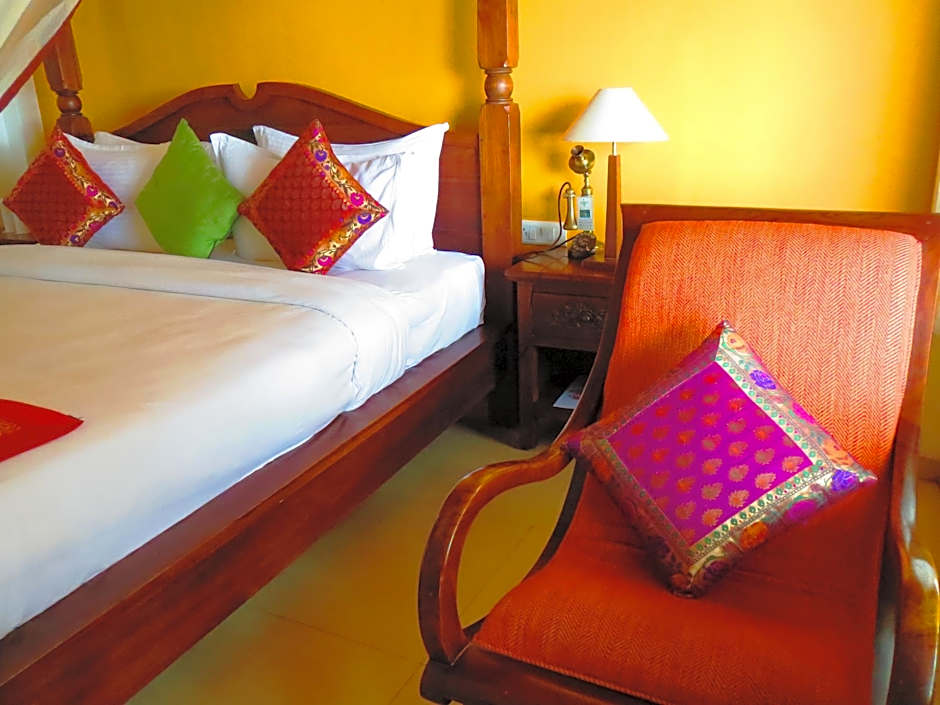 OLD LIGHTHOUSE BRISTOW HOTEL