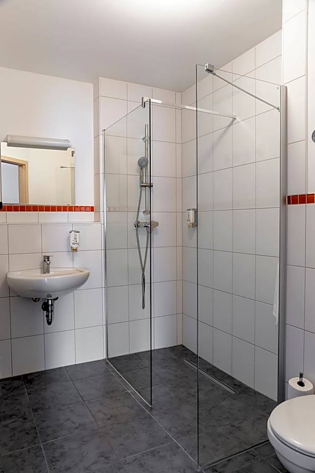 Orange Hotel und Apartments