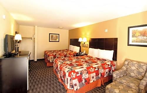 Sunburst Spa & Suites Motel – Culver City, CA