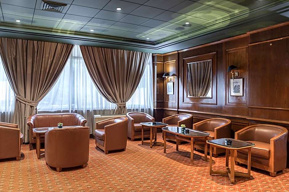 Golden Tulip El Mechtel Hotel