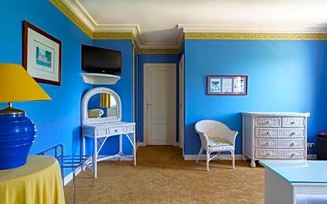 Superior room with courtyard view