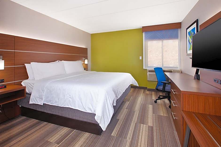 Holiday Inn Express Fairfax-Arlington Boulevard By IHG