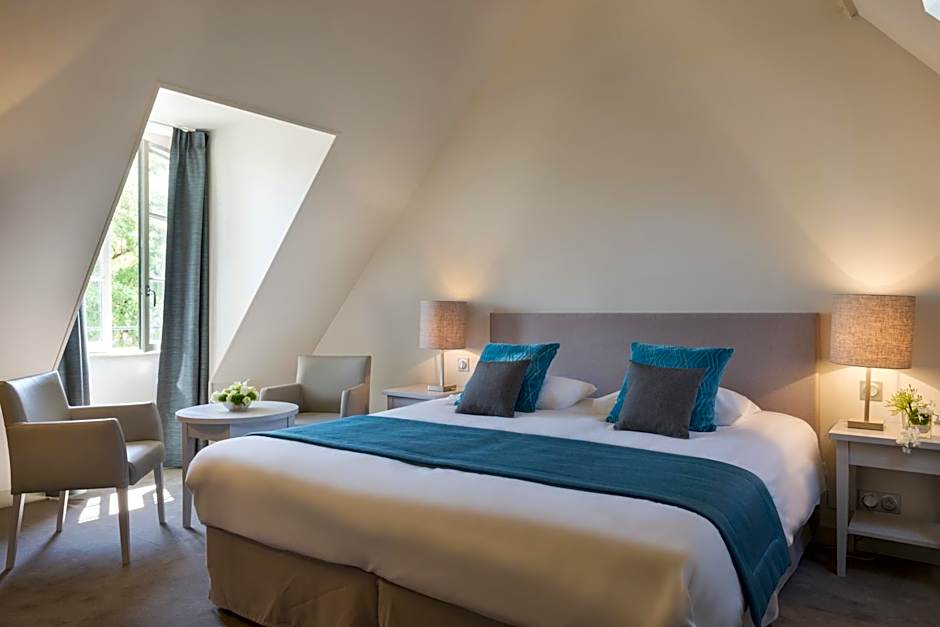 Hôtel Aux Vieux Remparts