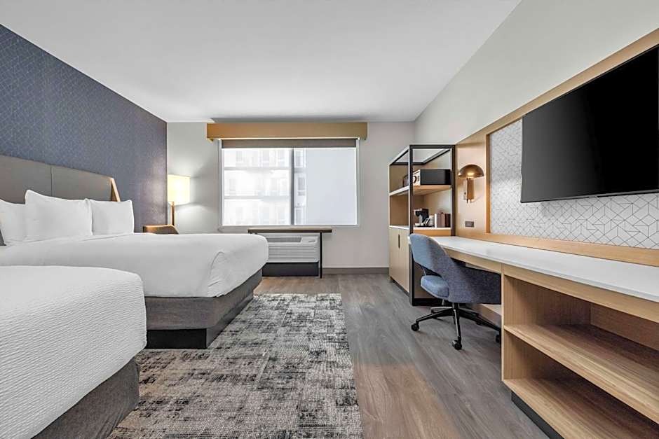 La Quinta Inn & Suites by Wyndham San Jose Silicon Valley