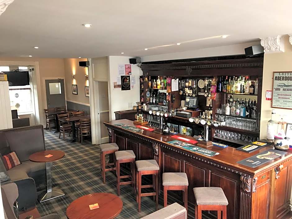 Aberdour Hotel, Stables Rooms & Beer Garden