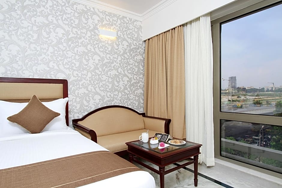 The Rialto Hotel