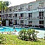 El Tropicano