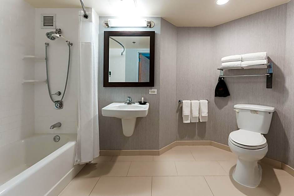 Courtyard by Marriott Los Angeles LAX/Century Boulevard