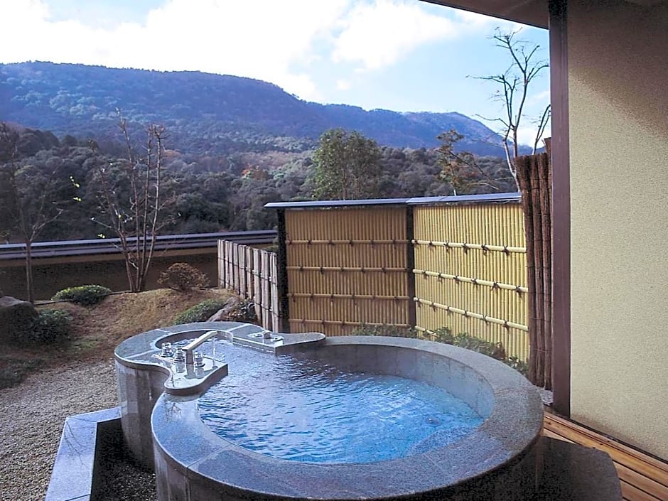 Kotosankaku Hotel
