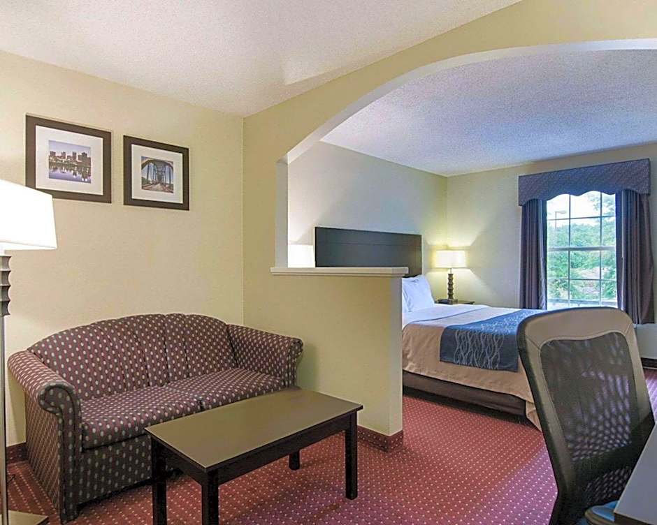 Quality Inn & Suites Little Rock West