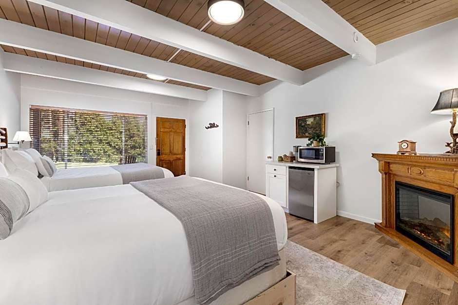 Camp Nelson Lodge Room 2
