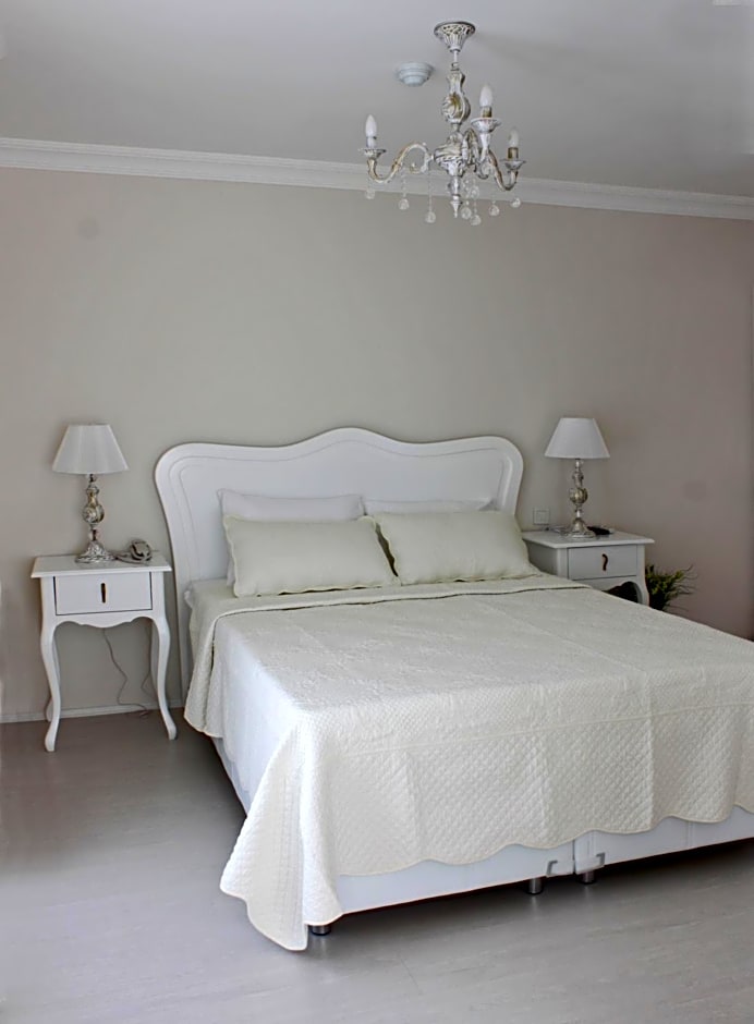 Lara Ilica Hotel