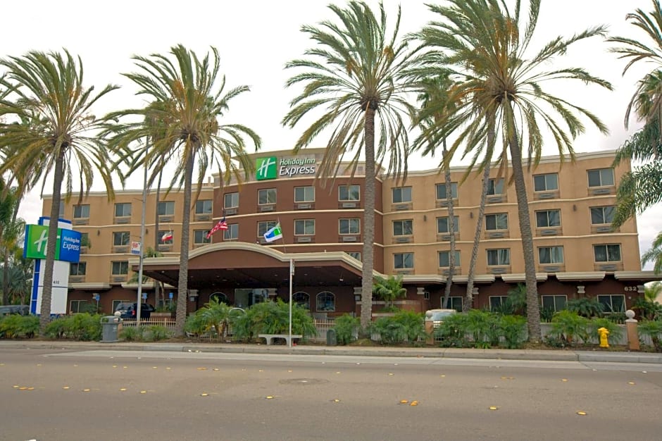 Holiday Inn Express San Diego South - Chula Vista