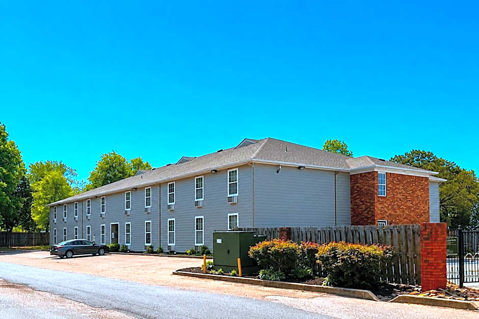 Plantation Oaks Suites & Inn Millington