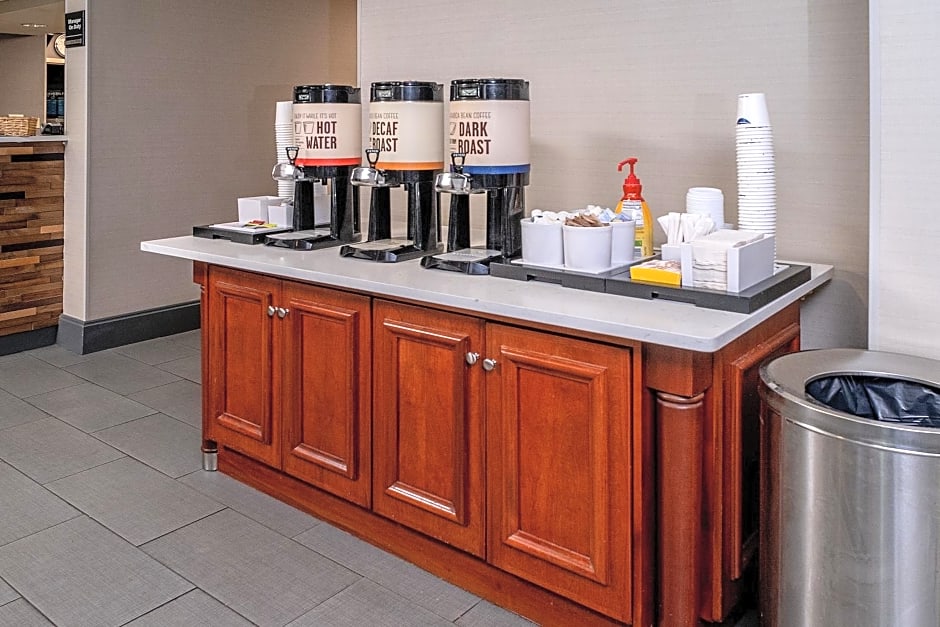 Hampton Inn Charleston Downtown
