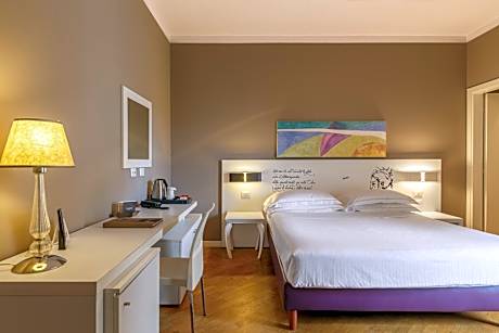 Superior Double Room with Balcony
