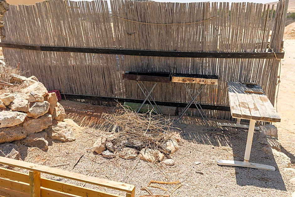 שיח מדבר לינה בנגב Burning Bush Negev