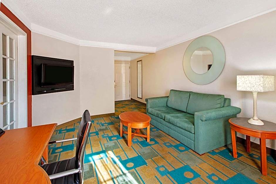 La Quinta Inn & Suites by Wyndham Albuquerque West