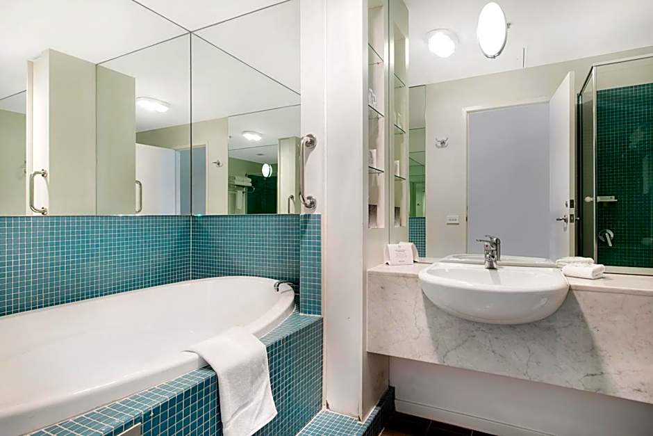 Melbourne CBD Central Apartment Hotel Official