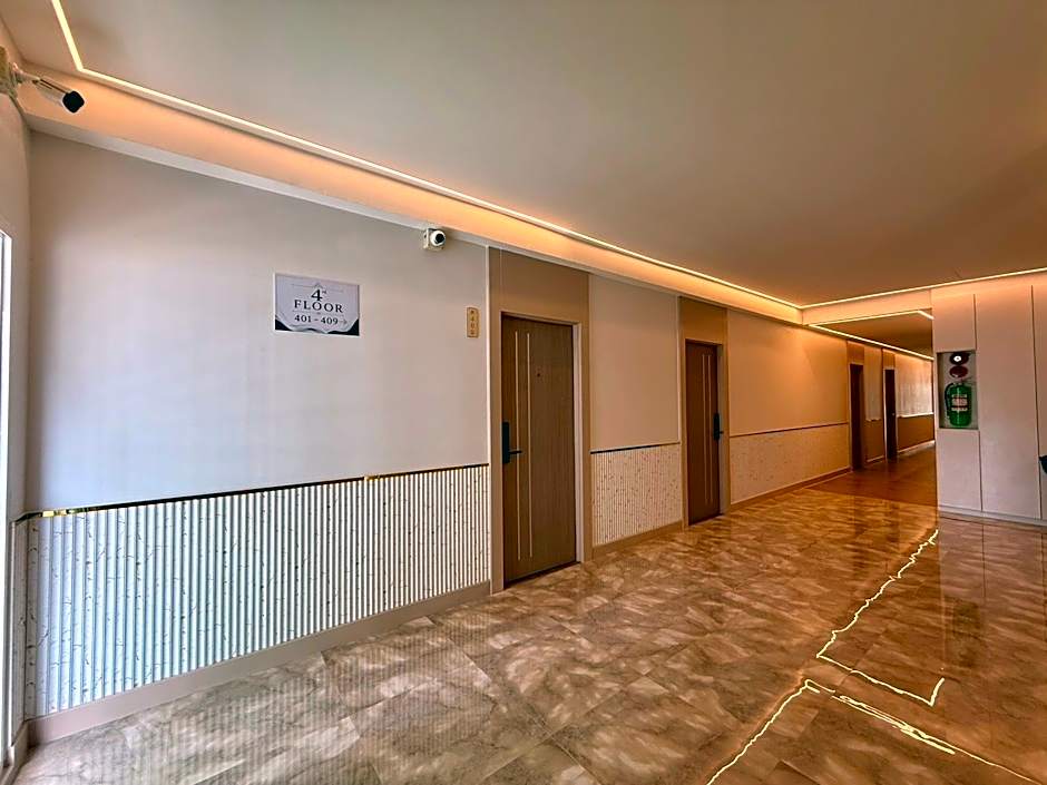 Bed by City Surawong Patpong