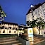 Hua Hin Grand Hotel & Plaza