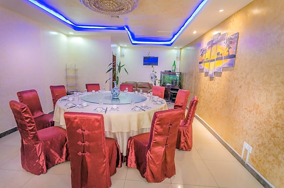 Nanjing Restaurant & Motel