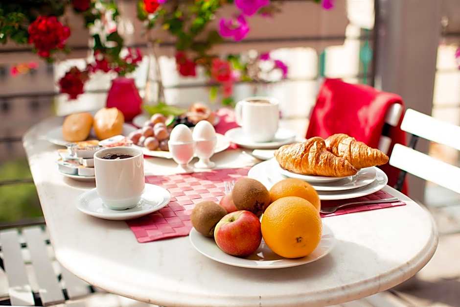 Mikon Eastgate Hotel - City Centre