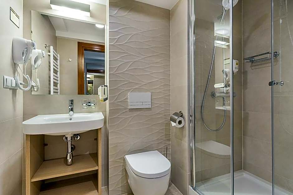 Grand Łeba - Adults Only (13+)