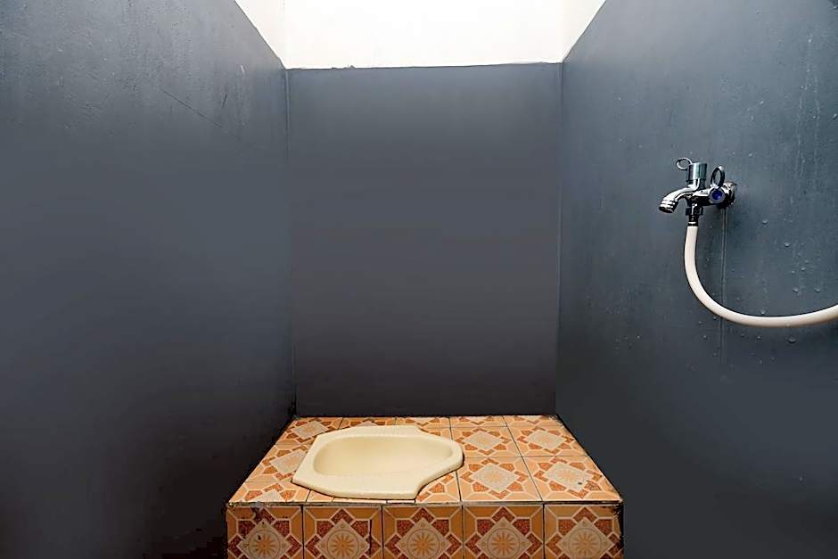 SPOT ON 2106 Homestay Flamboyan