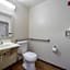 HomeTowne Studios by Red Roof St. Louis - Airport/ N Lindbergh