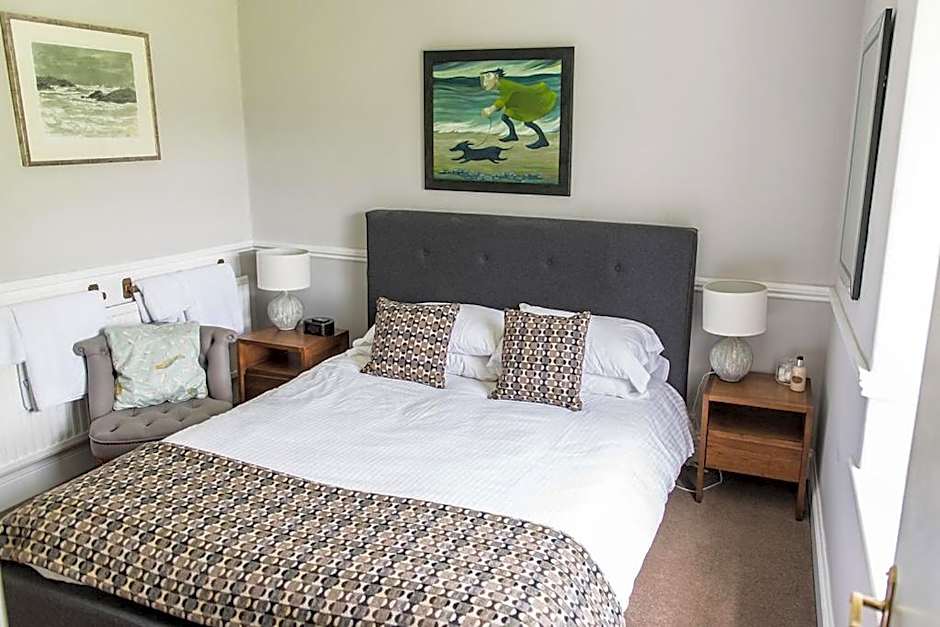 Llety Brynawel Guest House