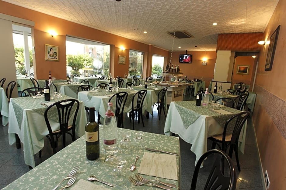 Hotel Conti