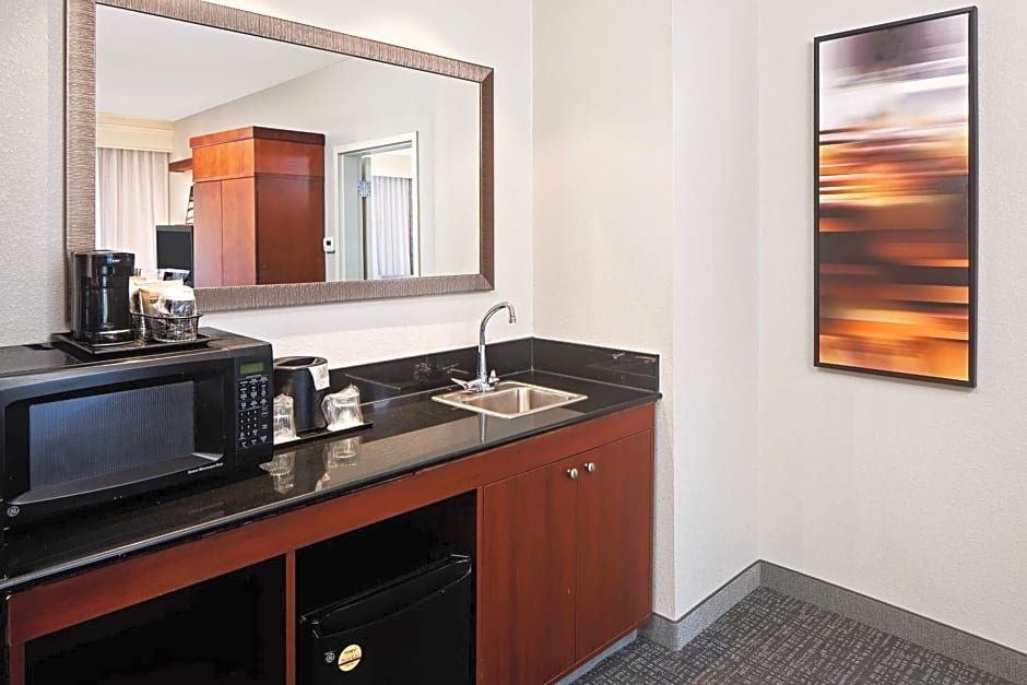 Courtyard by Marriott Pittsburgh West Homestead/Waterfront