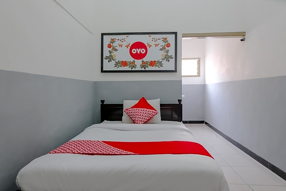 OYO 1028 Garuda Residence