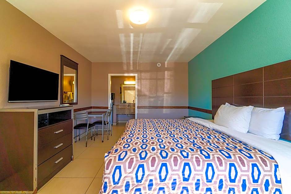 Woodfield Inn & Suites Hotel O, Yoakum TX 111