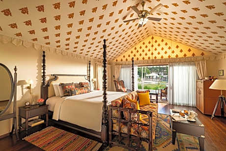 Luxury Tent with Sitout -15% Savings on Spa and Laundry, Early check-in and Late check out upto 2 Hours (Subject to availability)