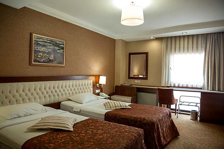Yuksel Hotel