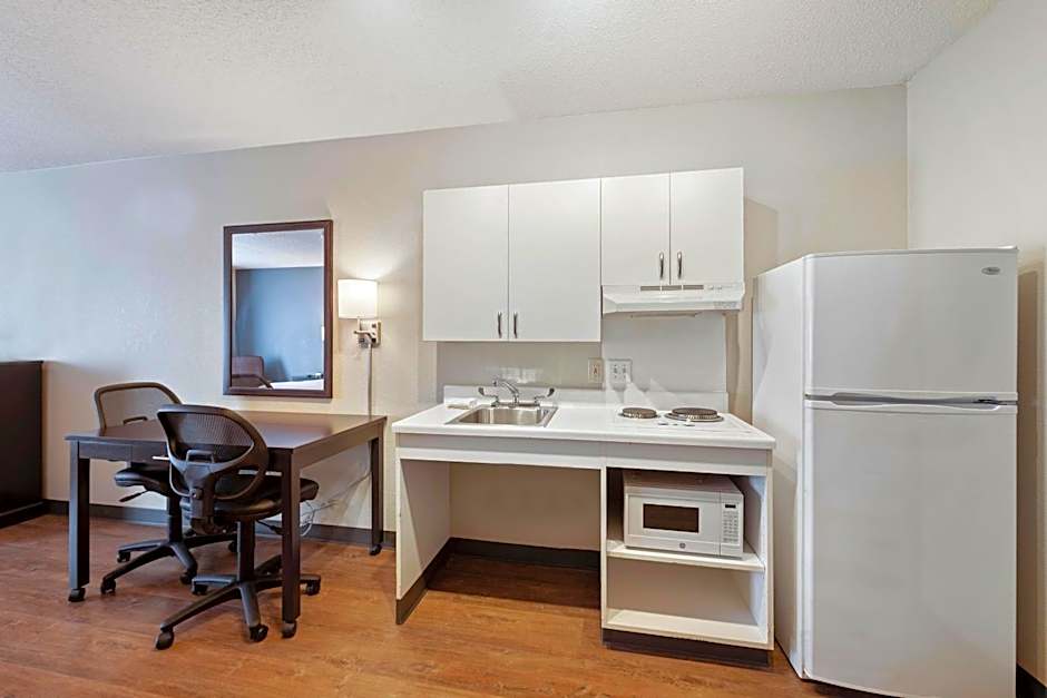 Extended Stay America Suites - Charlotte - University Place
