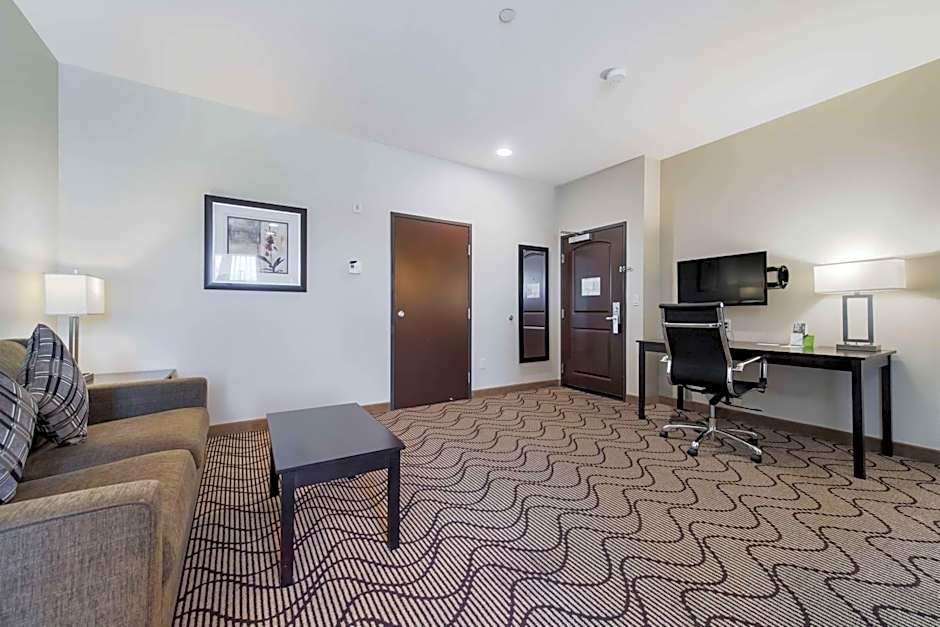 La Quinta Inn & Suites by Wyndham Auburn