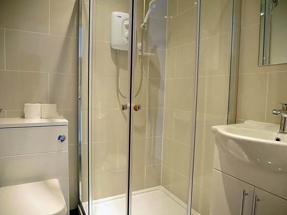 The Courtyard, 4 - Bed, Sleeps 6, Pets Welcome