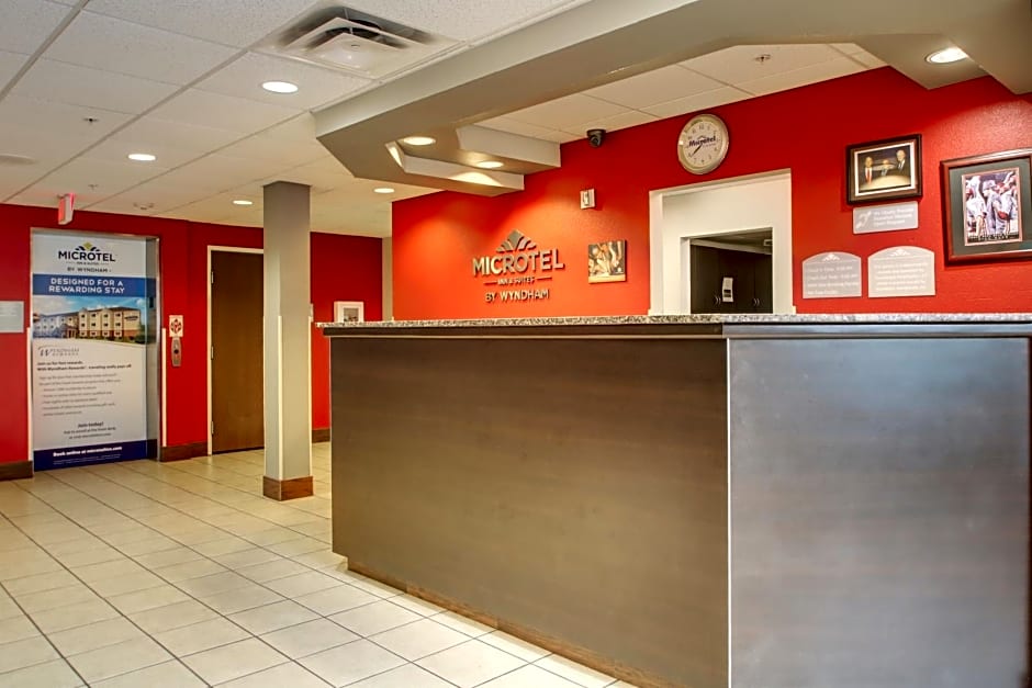 Microtel Inn & Suites by Wyndham Tuscaloosa