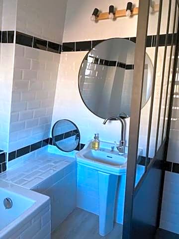 Hotel Du Marquis De Broc – Le Mans, AR